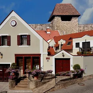 Patria Panzio Eger